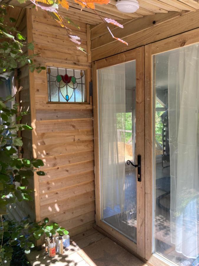 Honey Bee Cabin Llandysul Екстериор снимка