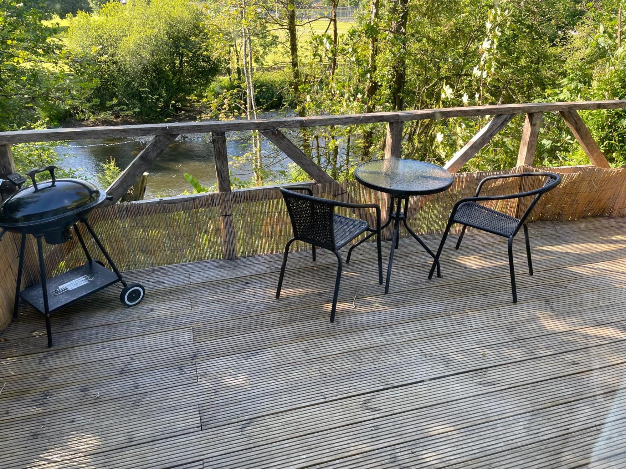 Honey Bee Cabin Llandysul Екстериор снимка